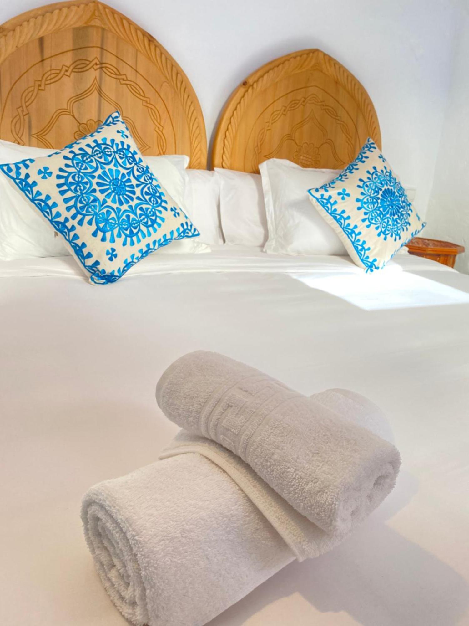 Riad Alhambra Chefchaouen Buitenkant foto